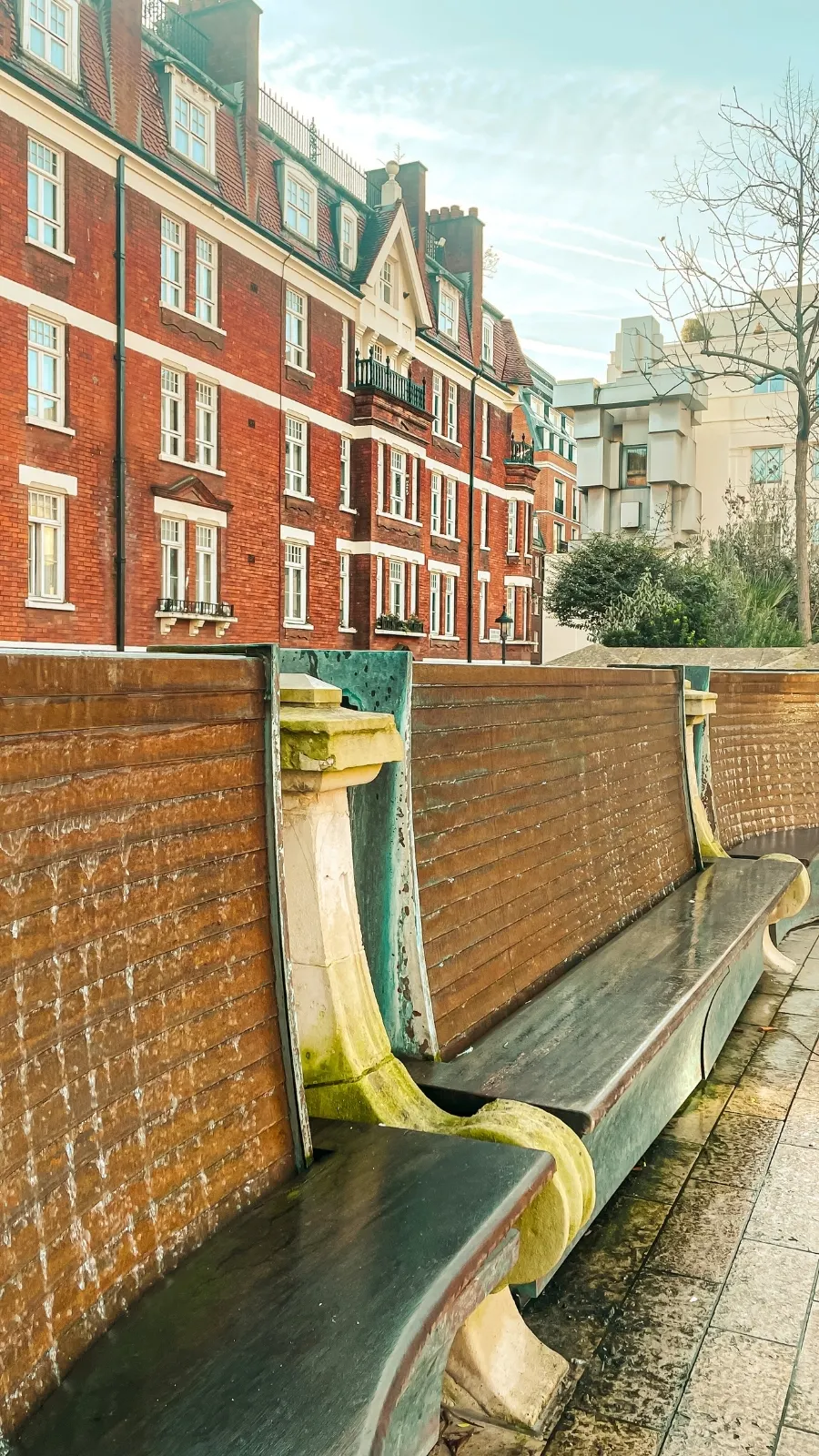 secret gardens in london brown hart gardens mayfair hidden gems - best things to do in central london off the beaten path - beautiful buildings in london fountains