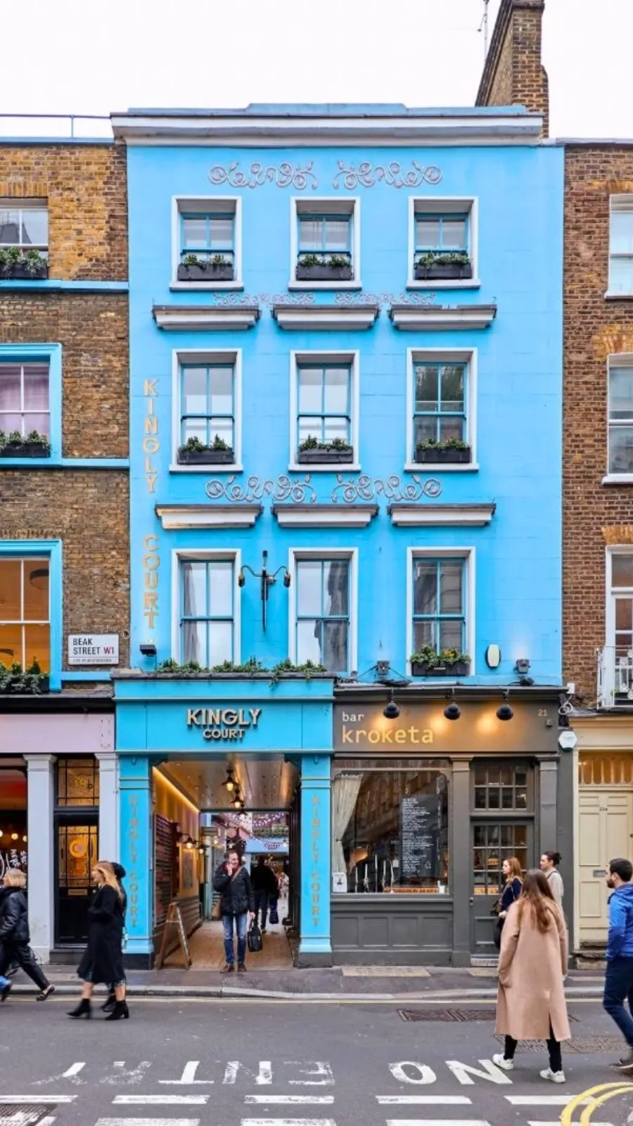 Beautiful Areas in Central London: Soho's Historic Streets