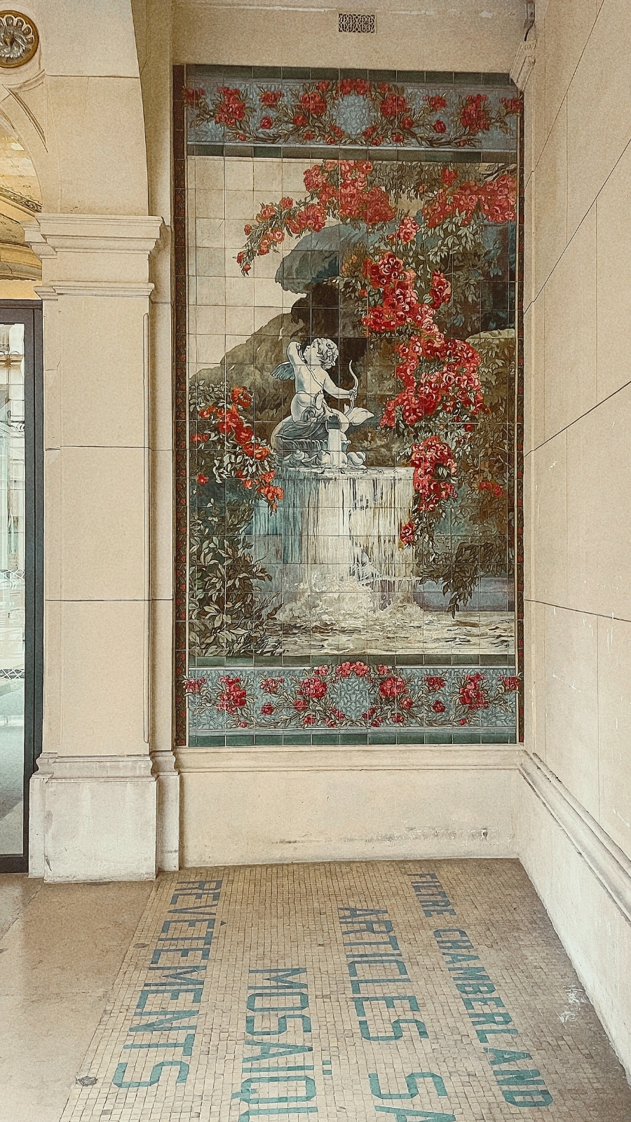 Art Nouveau in Paris: Faïenceries Boulenger, Rue de Châteaudun