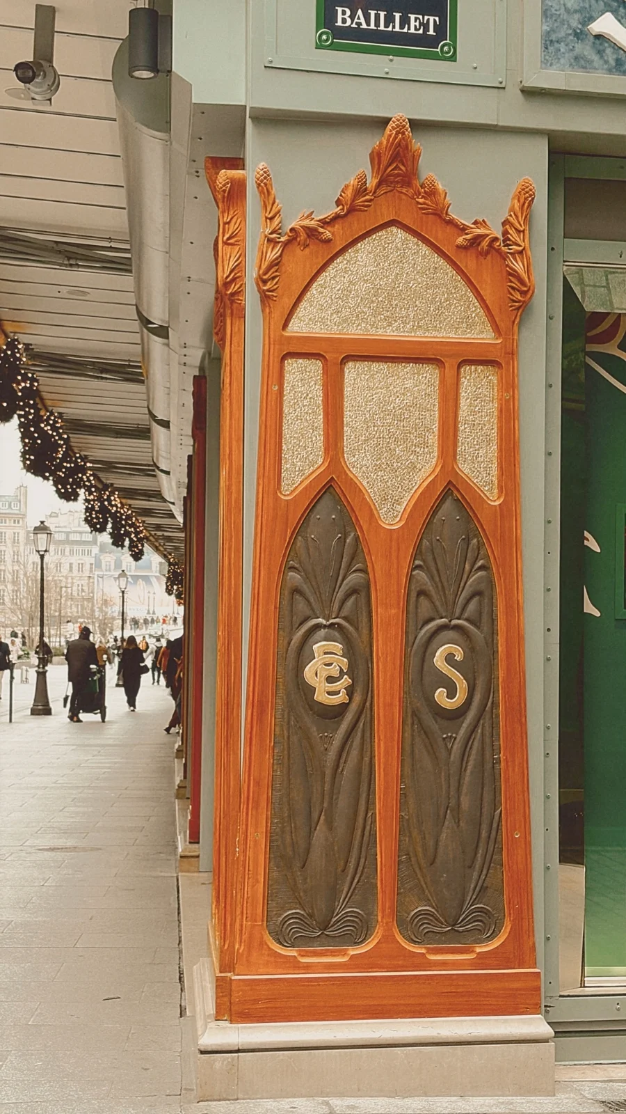 Art Nouveau in Paris: La Samaritaine Department Store
