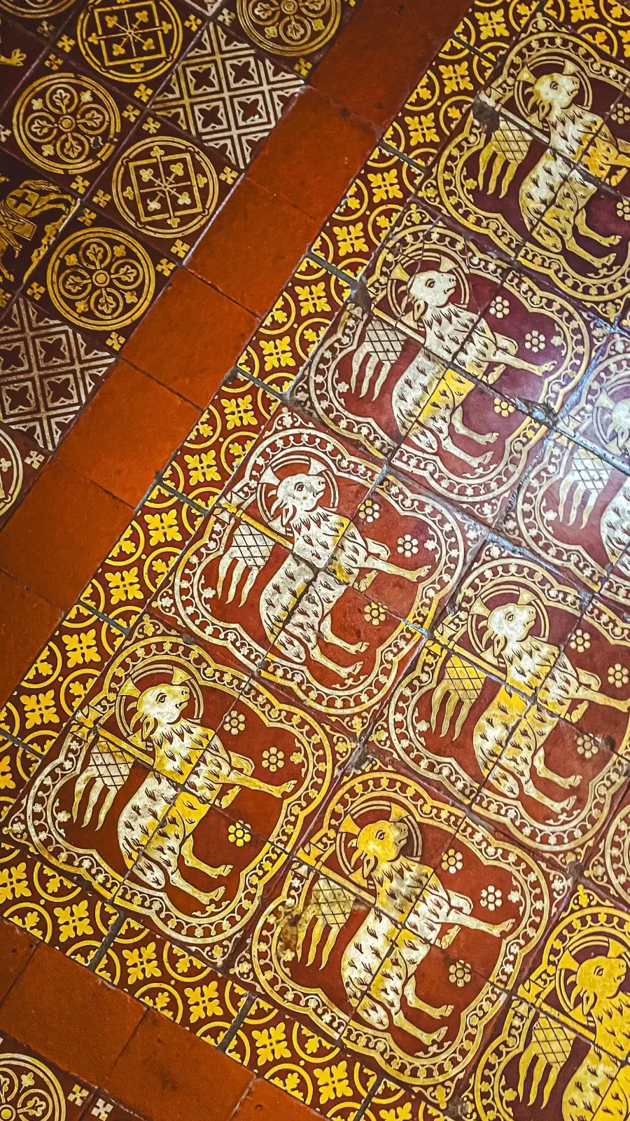 medieval places in london travel guide - historical sites in london temple church history photos - cheap things to do in london off the beaten path - beautiful places in london bucket list knights templar in london