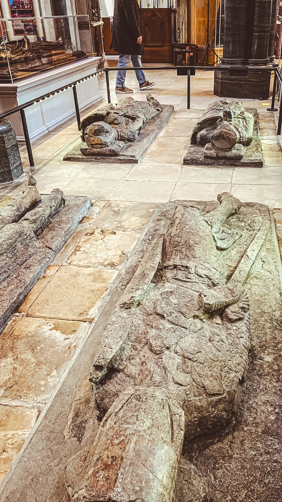 medieval places in london travel guide - historical sites in london temple church history photos - cheap things to do in london off the beaten path - beautiful places in london bucket list knights templar in london
