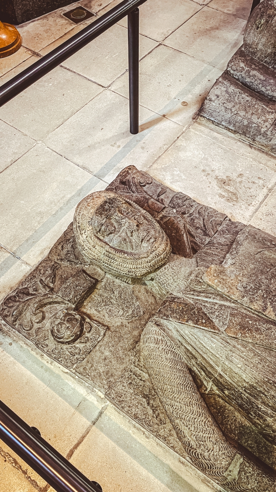 medieval places in london travel guide - historical sites in london temple church history photos - cheap things to do in london off the beaten path - beautiful places in london bucket list knights templar in london