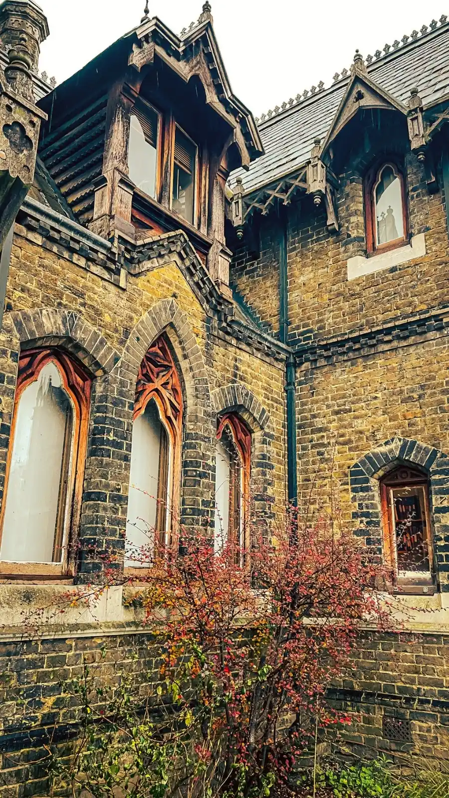 secret places in london holly village visit - free things to do in north london bucket list - gothic places in london near highgate cemetery - most beautiful spots in london travel guide