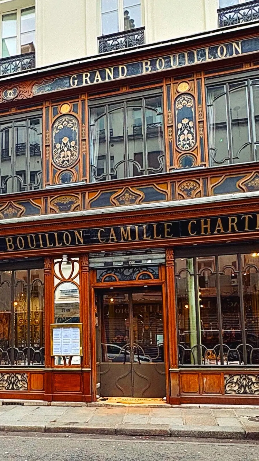 Bouillon Racine, Paris: An Art Nouveau Masterpiece - beautiful restaurants in paris for a date