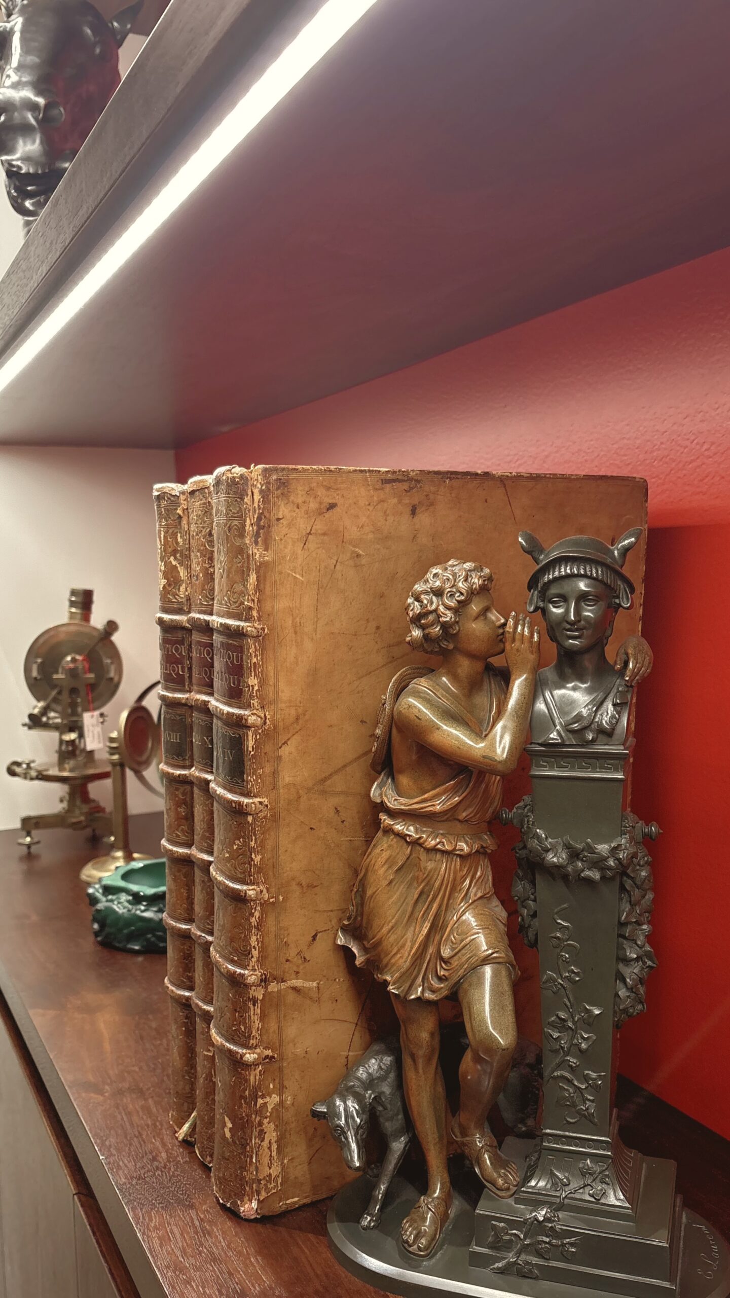 Assouline Bookstore, Rue Bonaparte paris - The Antiques and Vintage Literary Vibe