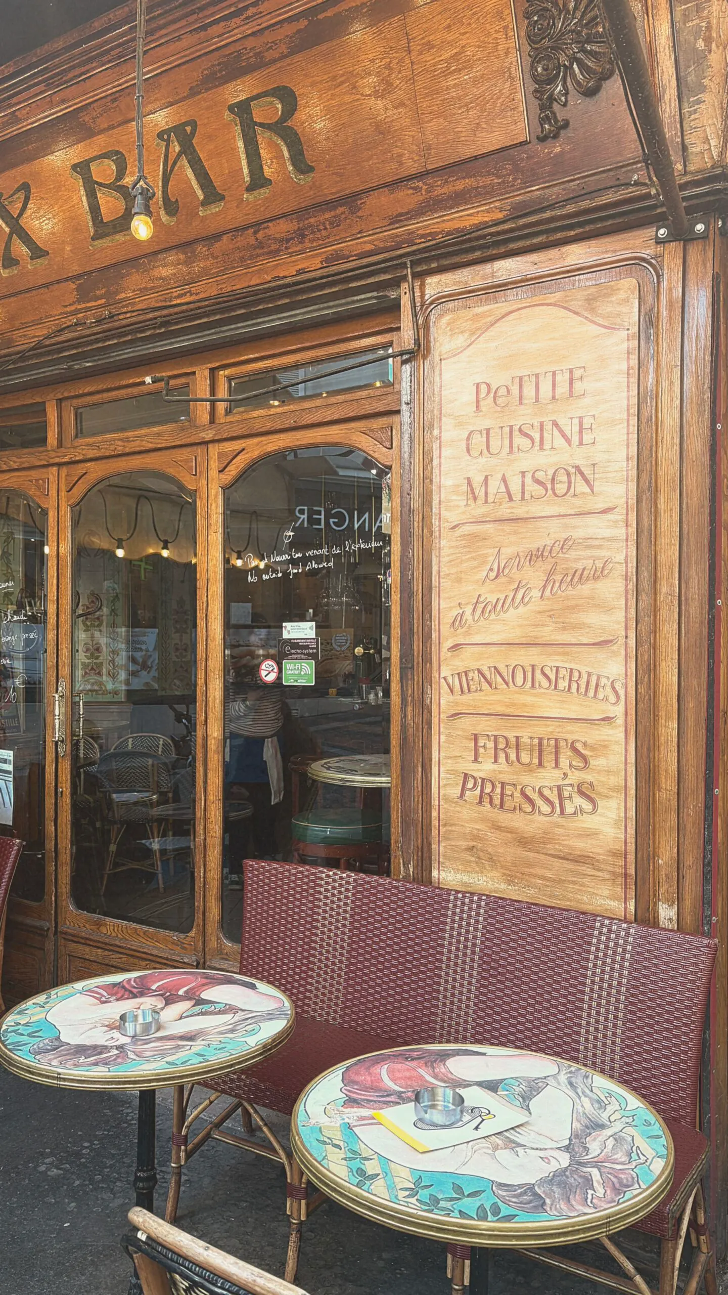 most beautiful cafes in paris montmartre lux bar - historic cafes in paris travel guide - art nouveau in paris - belle epoque places in paris bucket list 
