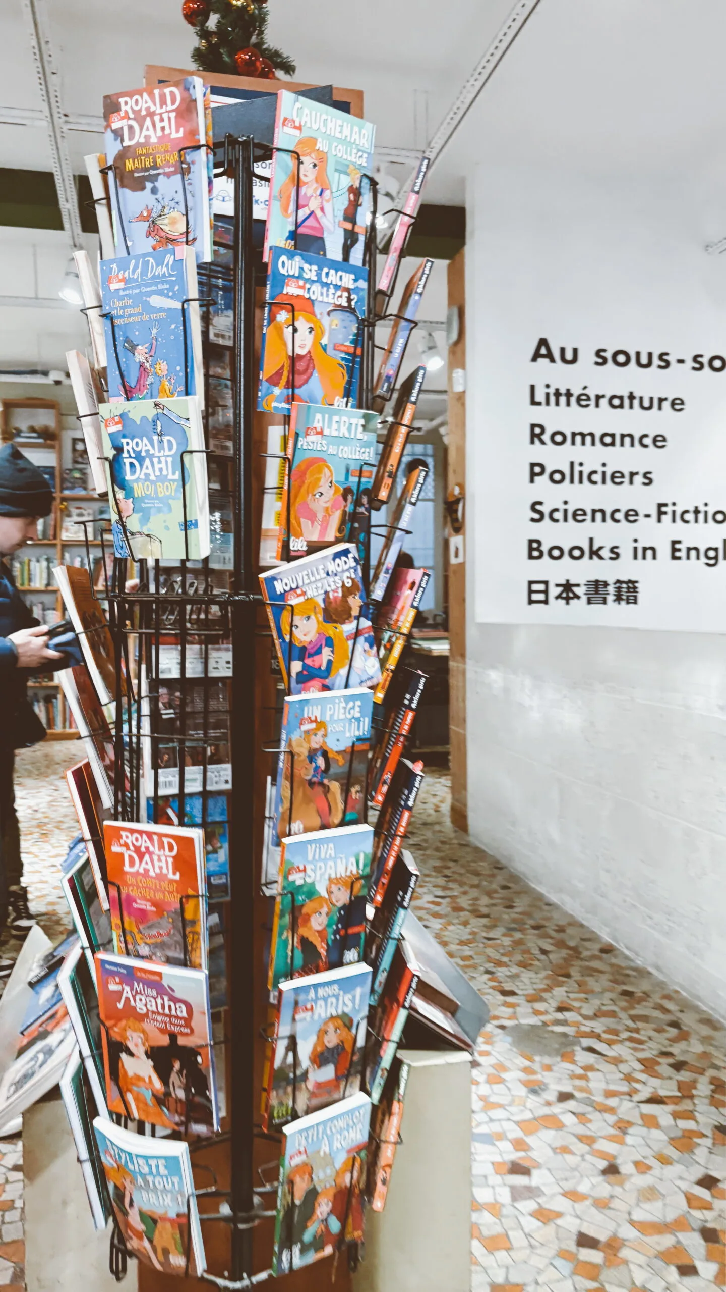 best second hand bookstores in paris book off châtelet photos review - where to buy used books in paris near rue de rivoli - paris travel guide shopping bucket list