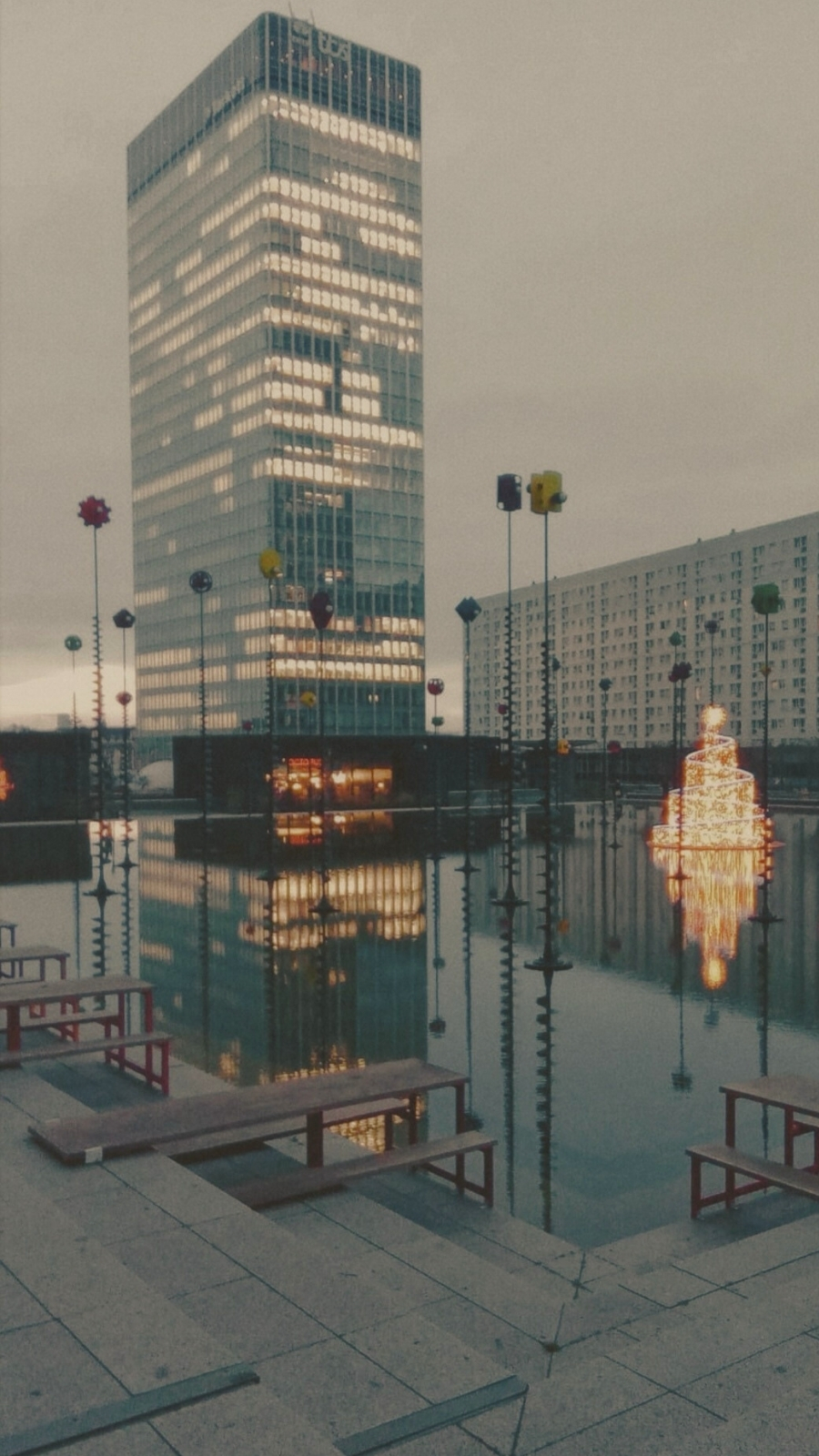 Best Free Views in Paris: La D&eacute;fense