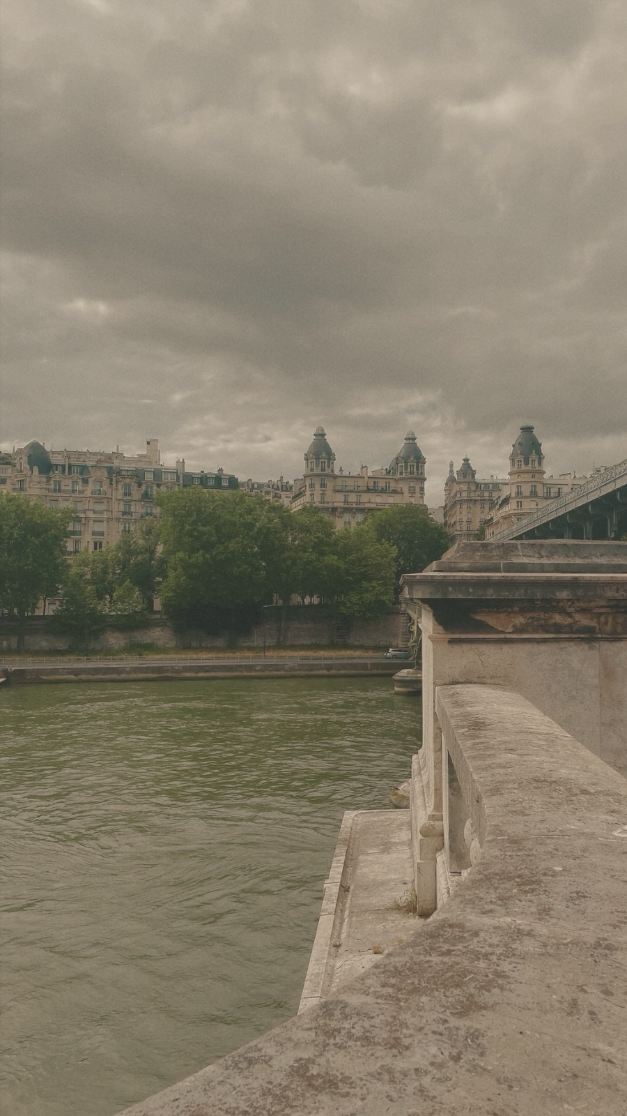 Best Free Views in Paris: Pont de Bir-Hakeim
