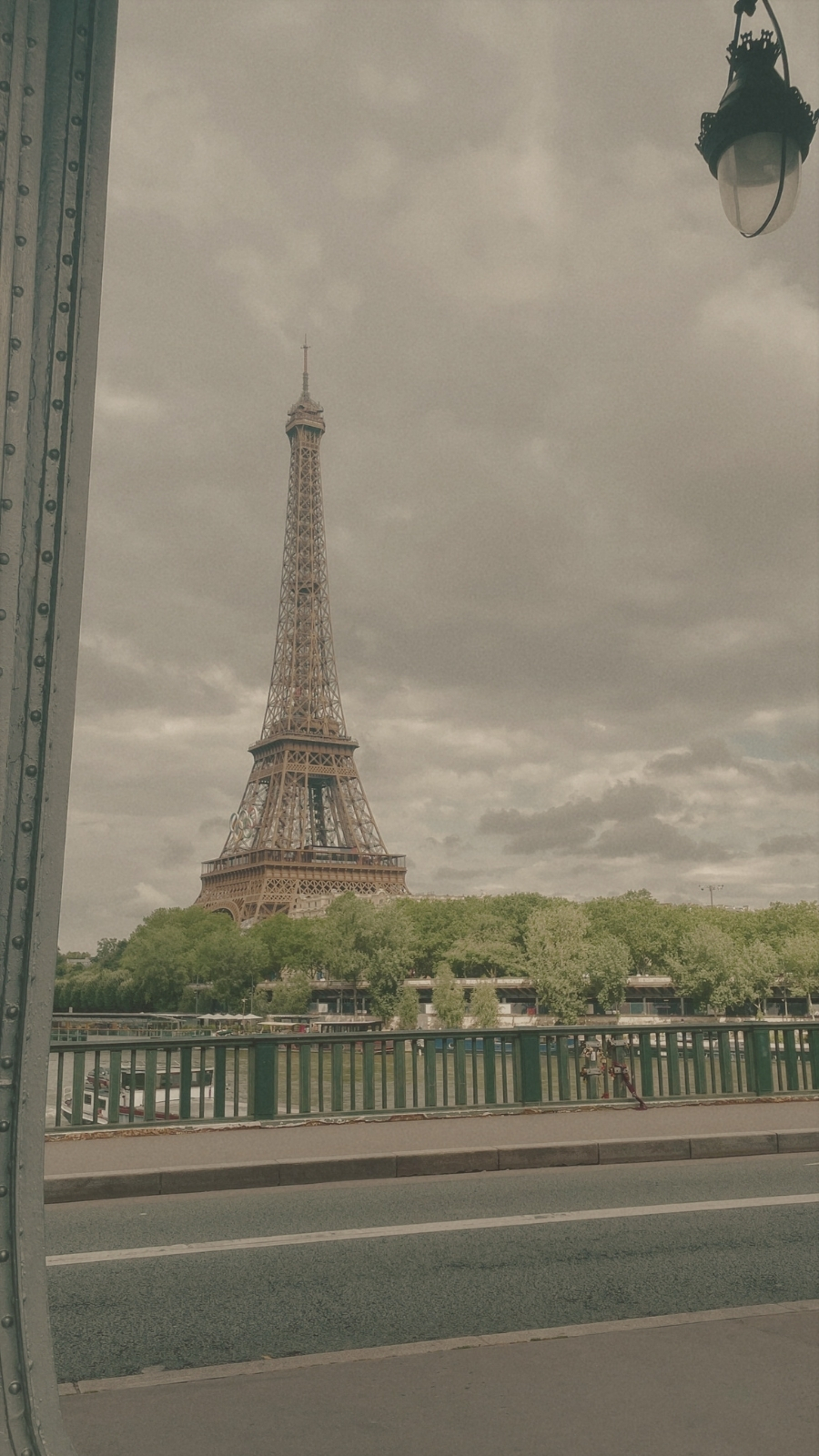 Best Free Views in Paris: Pont de Bir-Hakeim