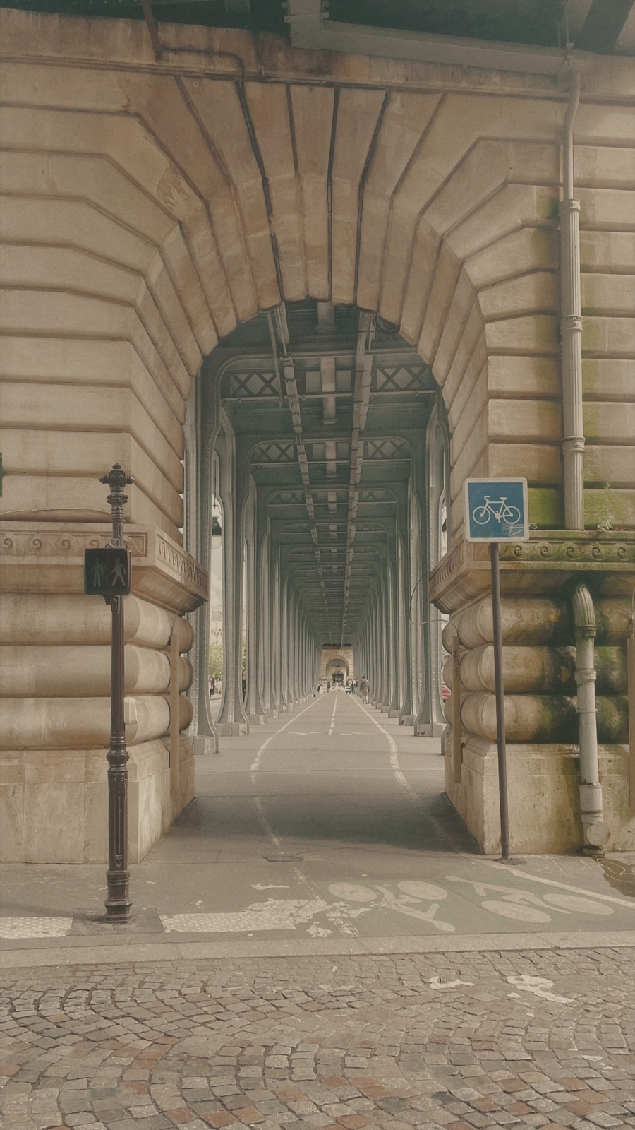 Best Free Views in Paris: Pont de Bir-Hakeim