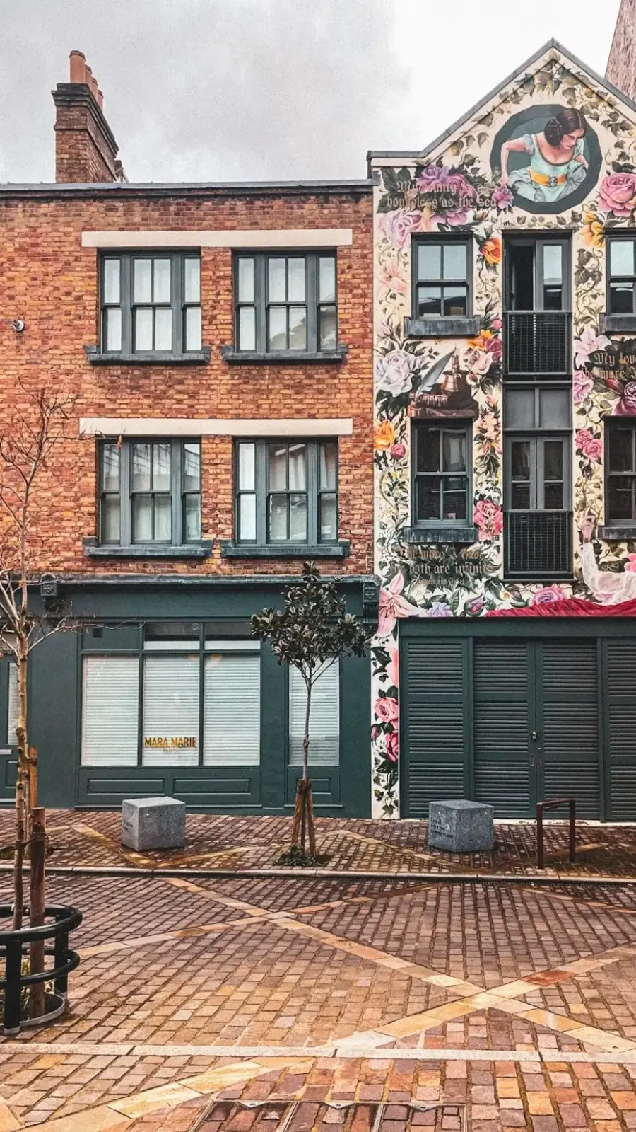 Coffee and Books Itinerary in London: Romeo and Juliet Mural, Shoreditch