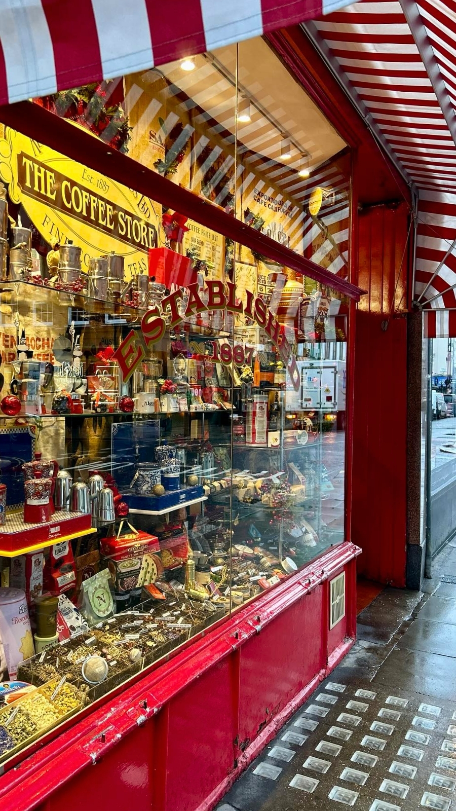 Coffee and Books Itinerary in London: Algerian Coffee Stores, Soho