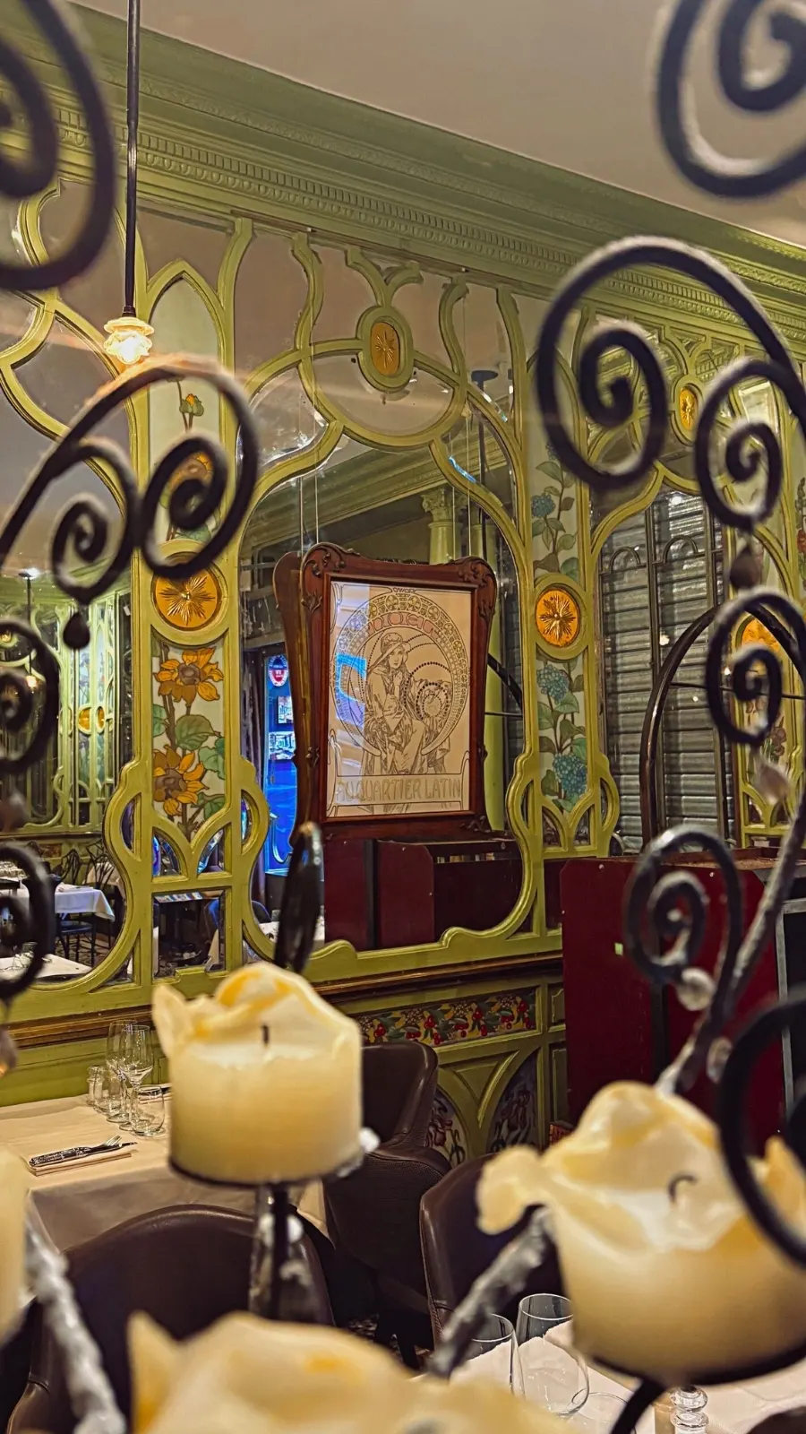 Belle Epoque in Paris: Bouillon Racine