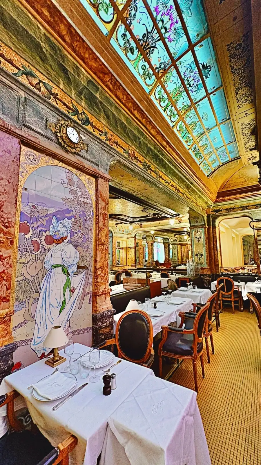 Belle Epoque in Paris: Brasserie Mollard