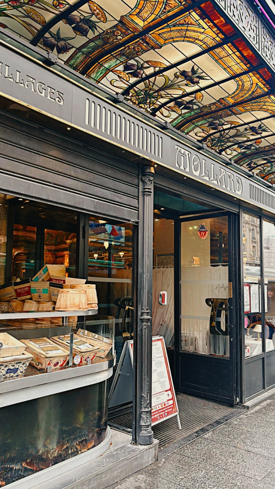 Art Nouveau Entrance to Brasserie Mollard Paris