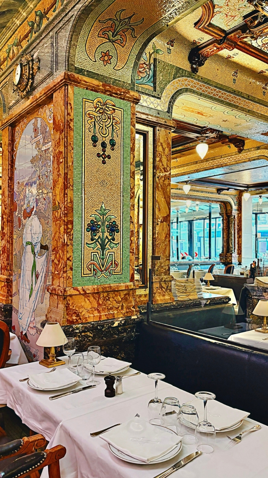Brasserie Mollard, Paris: Luxurious Belle Epoque Restaurant photos review - most beautiful restaurants in paris art nouveau places mosaics
