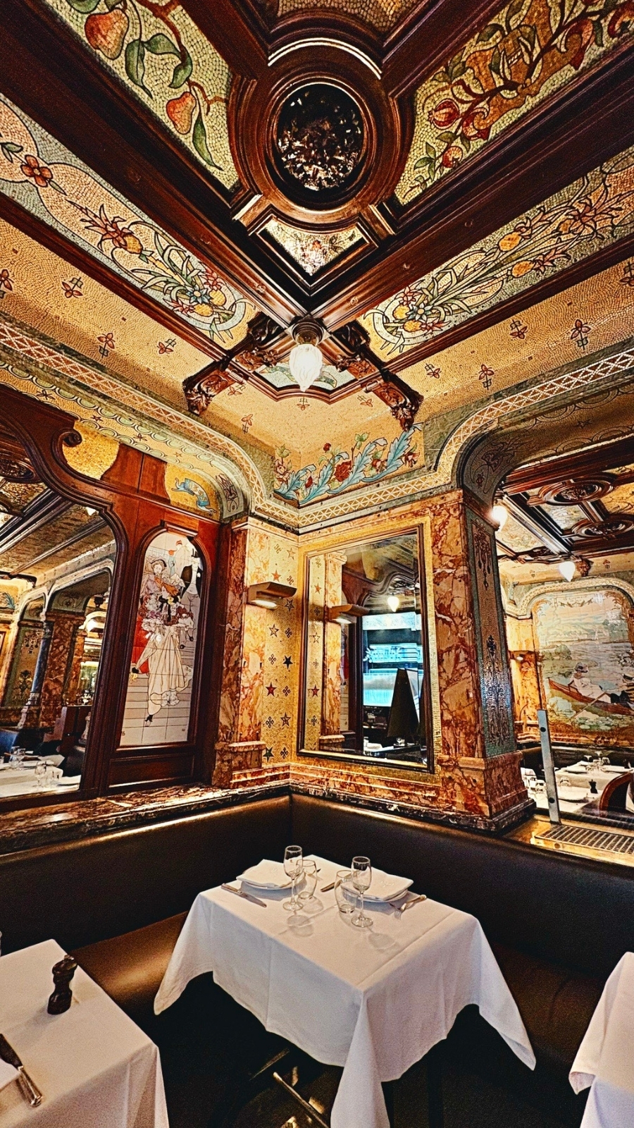 Brasserie Mollard, Paris: Luxurious Belle Epoque Restaurant photos review - most beautiful restaurants in paris art nouveau places mosaics