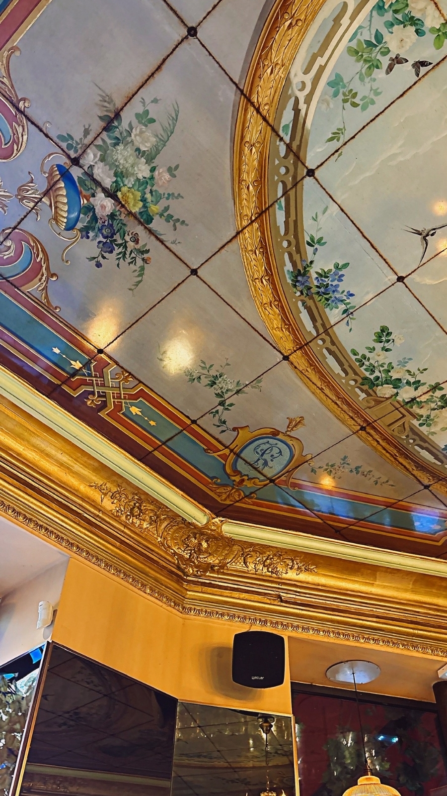 Visiting Cafe Quai 33, Paris and Its Historic Mosaic - old cafes in paris belle epoque restaurants