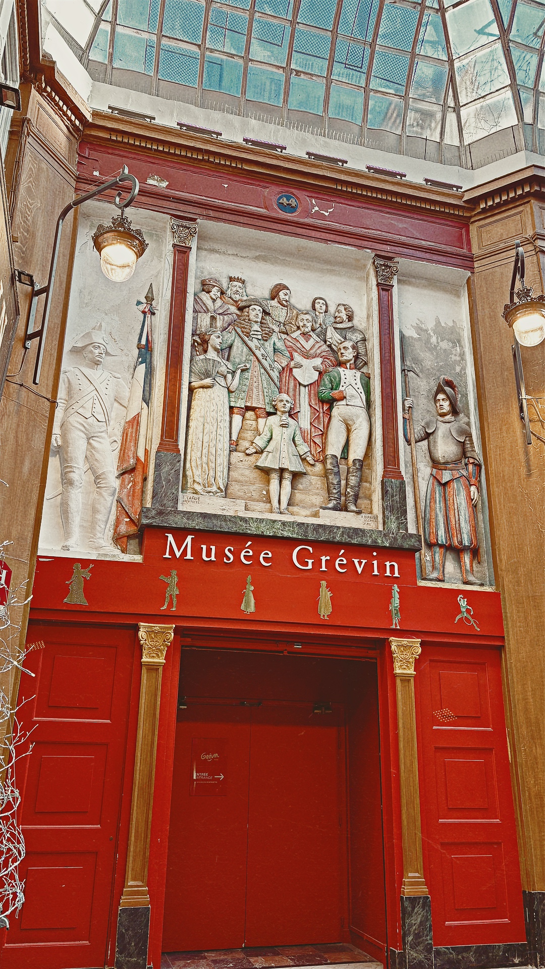 historic old places in paris passage jouffroy grands boulevards photos review history - most beautiful places in paris off the beaten path travel guide bucket list - covered passages in paris