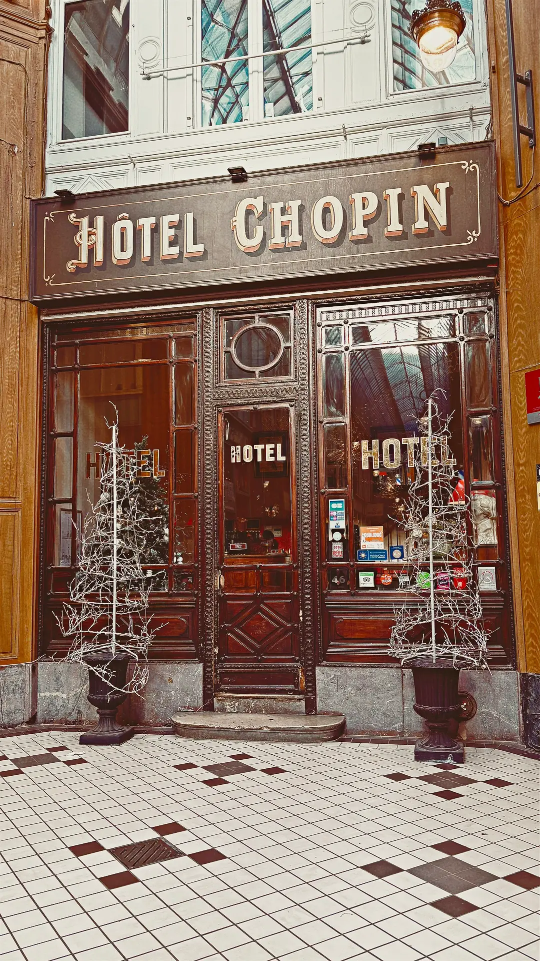 historic old places in paris passage jouffroy grands boulevards photos review history - most beautiful places in paris off the beaten path travel guide bucket list - covered passages in paris hotel chopin