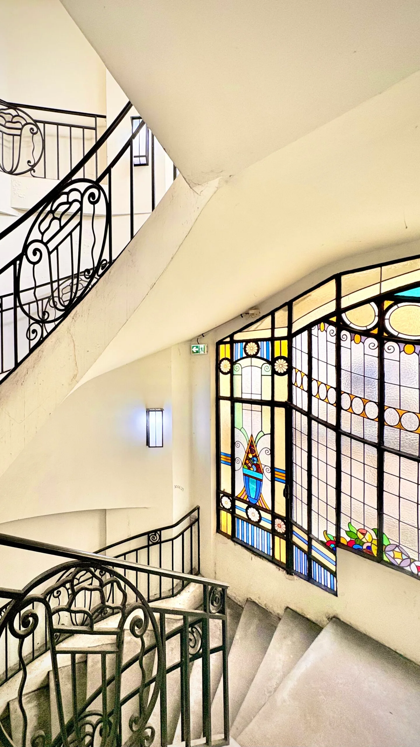 Beautiful Historical Sites in Paris: Palais du Commerce