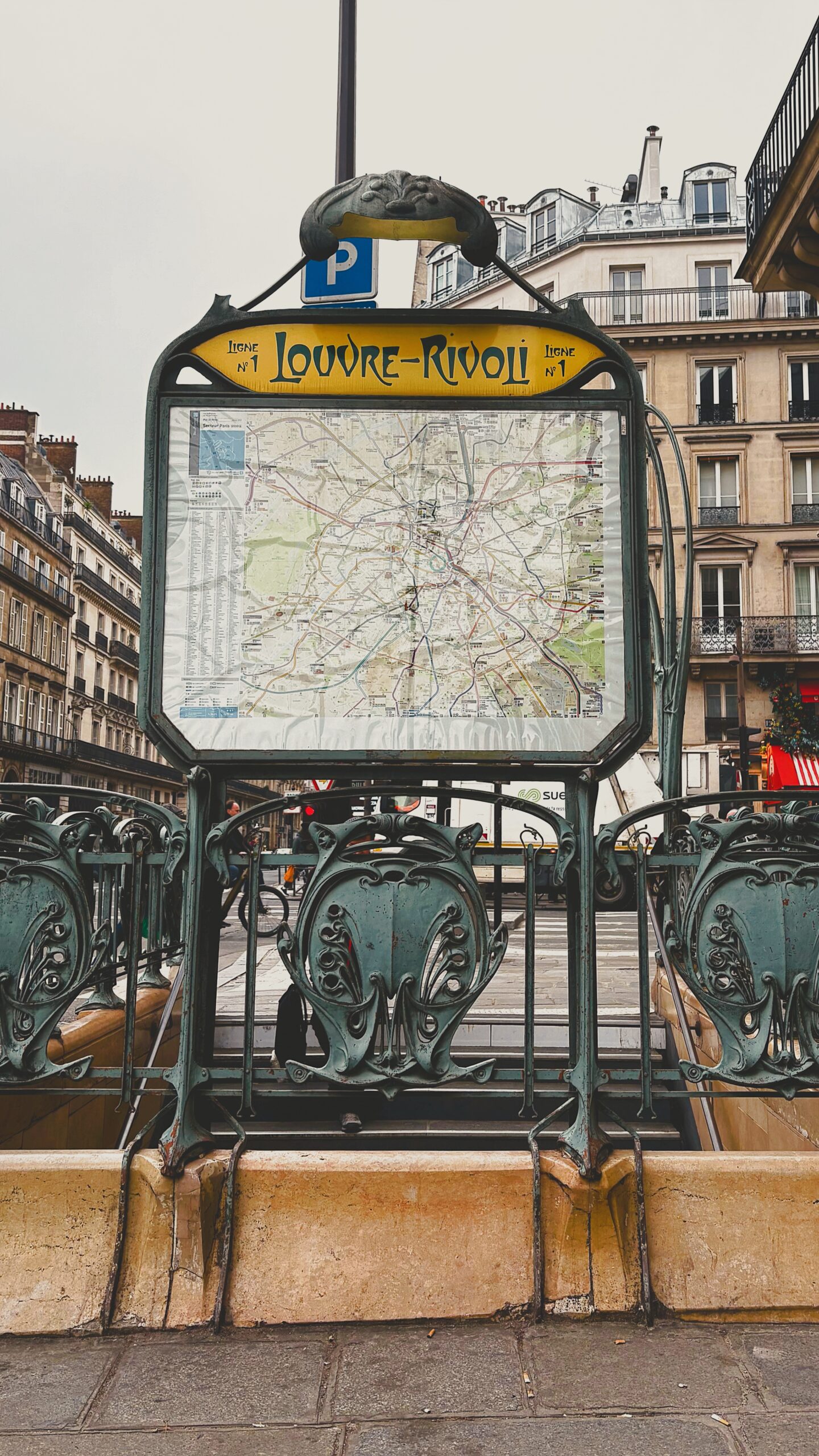 Things to Do in the 1st Arrondissement: Art Nouveau Metro Stations and Buildings